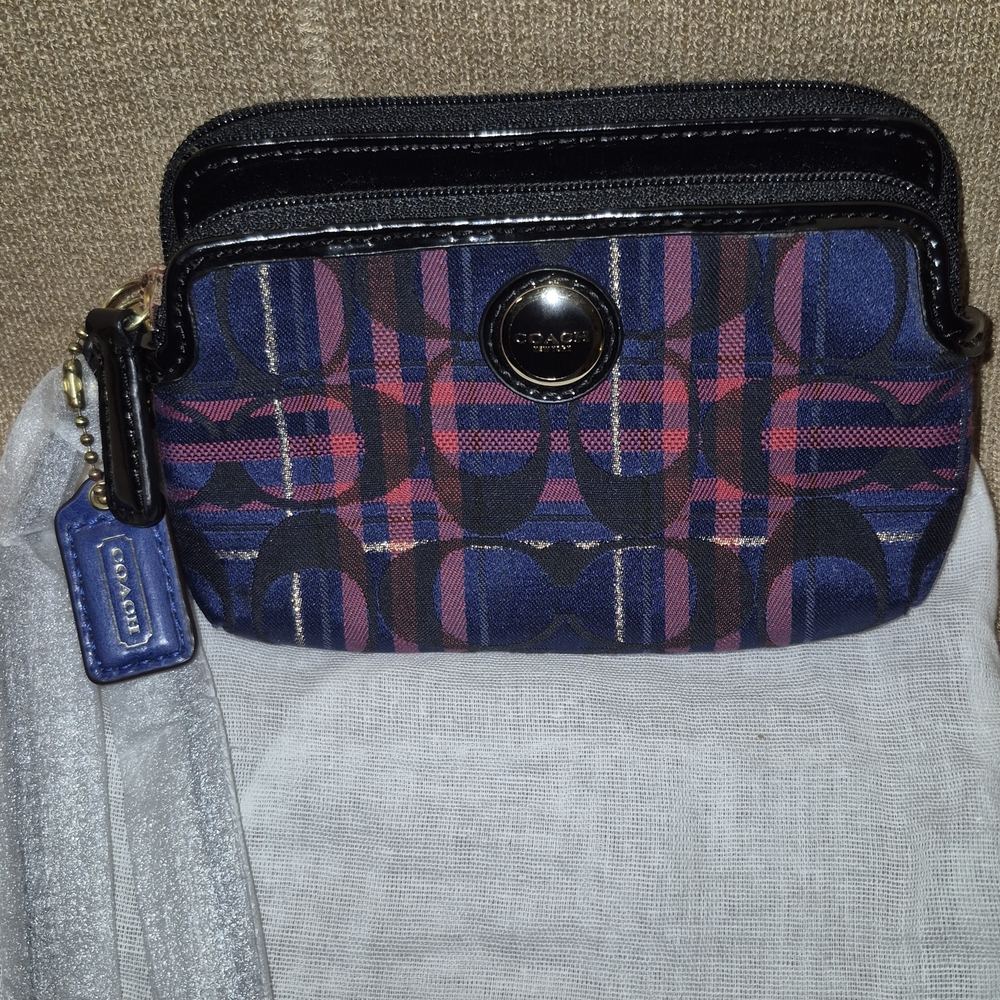 Coach Double Zip Tartan Wristlet NWT